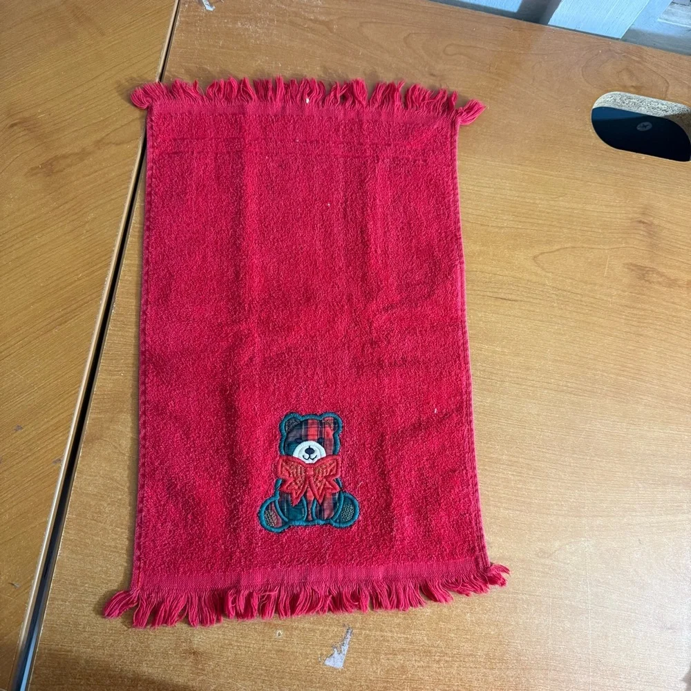 Festive Bear Embroidered Hand Towels‎